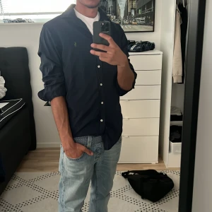 Polo Ralph lauren skjorta  - 10/10 skick, perfekt för sommaren!