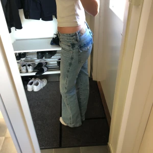 Jeans ”90’s boot” - Lågmidjade byxkorna från lager 157, super sköna o knappt använda.