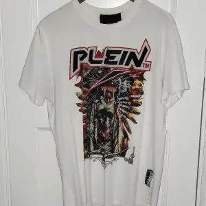 Philipp Plein T-shirt  Passar: medium 