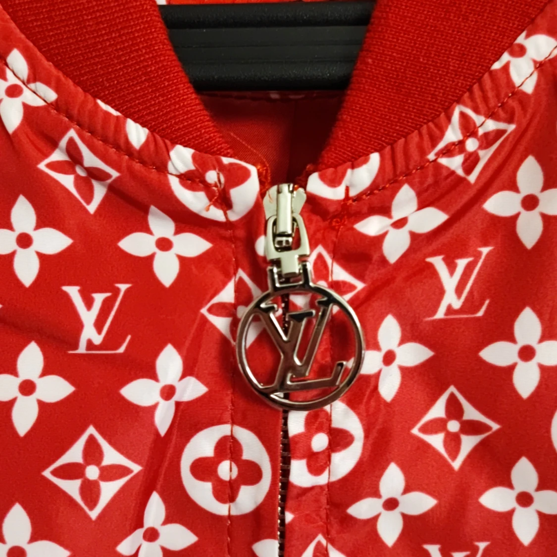 Supreme (Louis Vuitton) Jacka - 91