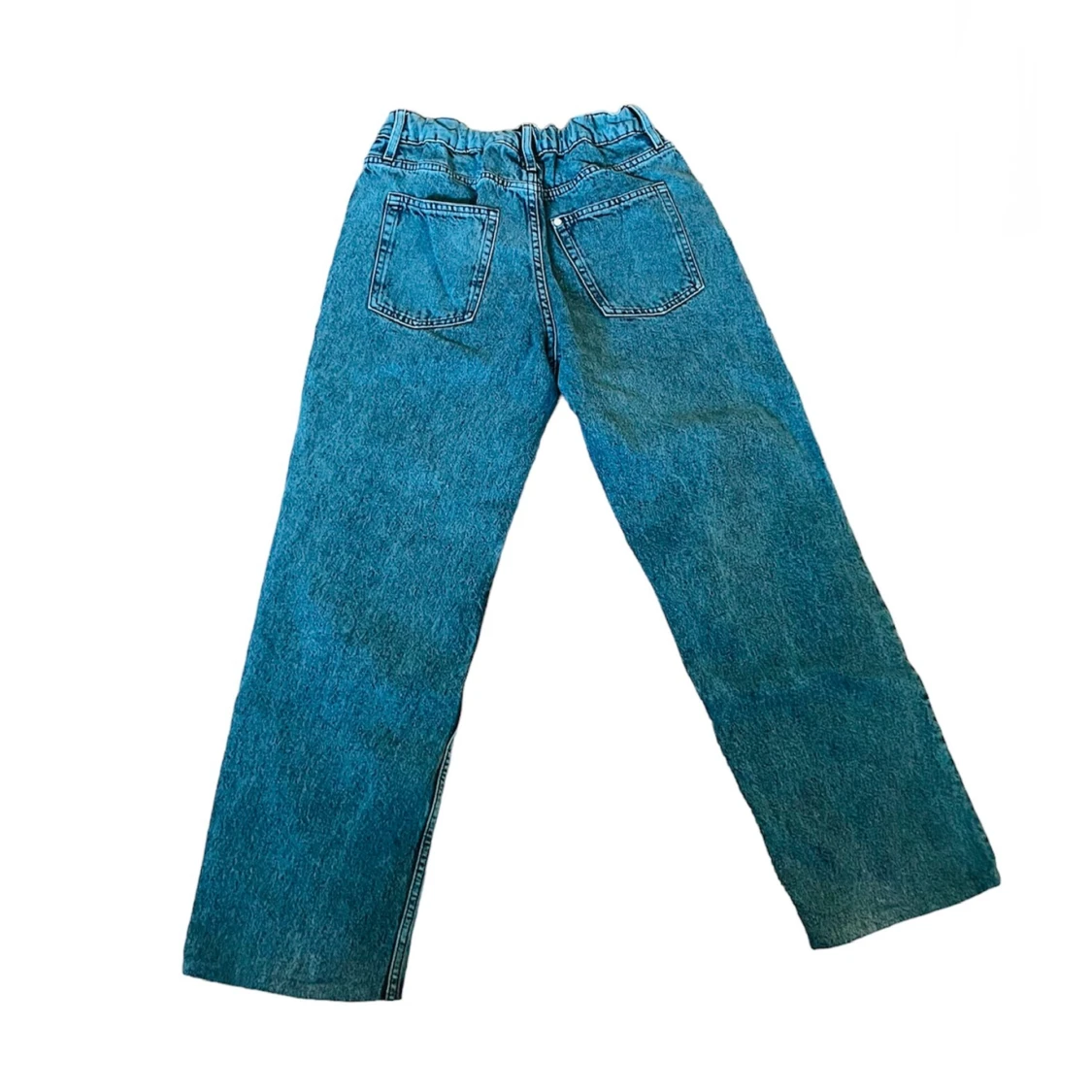 ALDRIG ANVÄNDA I TOPP SKICK HAR EN SLIM FIT OCH EN BAGGY FIT PÅ DE KAN DISKUTERA PRISET  - 90