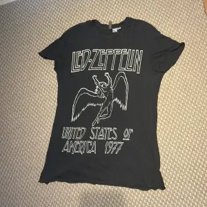 Äkta Led Zeppelin merch från concert i USA 1977 🔥