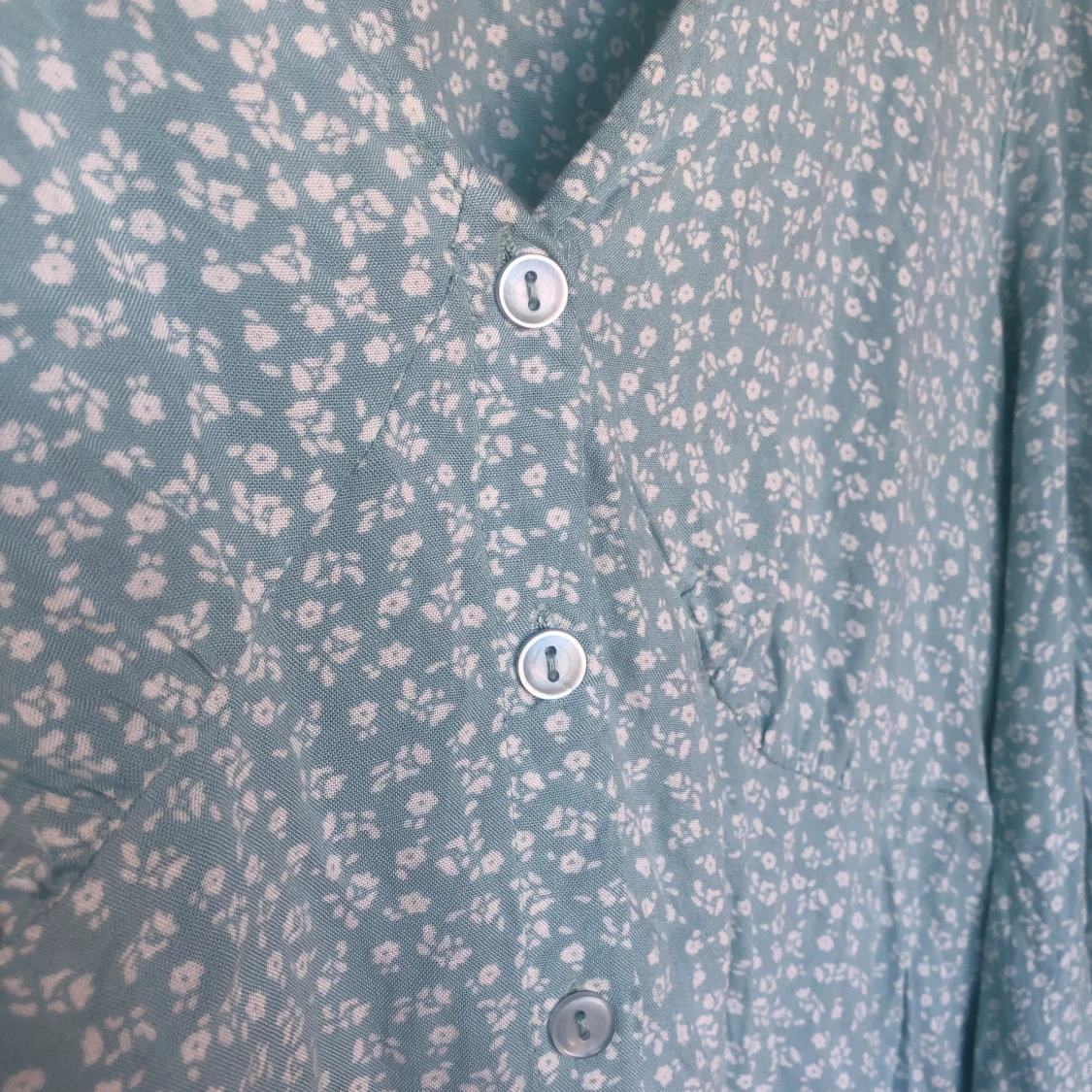 Blommmig klänning  - 91