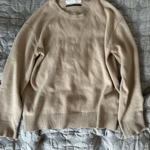 Adnym atelier tröja  - Knappt använd bra skick