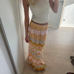 Virkad långkjol  - Så sjukt fin virkad långkjol😍 