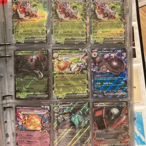 Pokémon kort ex Shiny Holo Full Art Rare Double Rare - Fina kort i mint skick  Skickas i sleeve och toploader  30:- styck