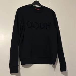 Hugo Boss Sweatshirt S - - Hugo boss sweatshirt storlek S - Skick 9/10
