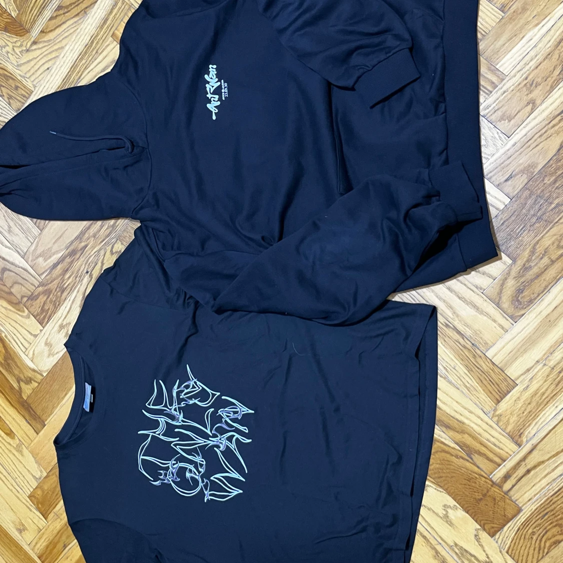 ANTWAN tshirt+hoodie(konsert) - 93