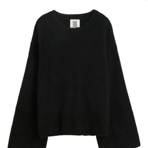 Stickad tröja - Stickad tröja från Marlene Birger, helt ny med prislapp på säljer då den inte passade mig❤️nypris 3000kr