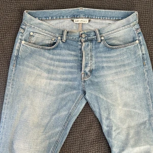 Our Legacy jeans - Our legacy first cut jeans, 34x34. Avgör skick på bilderna. Priset är diskuterbart.