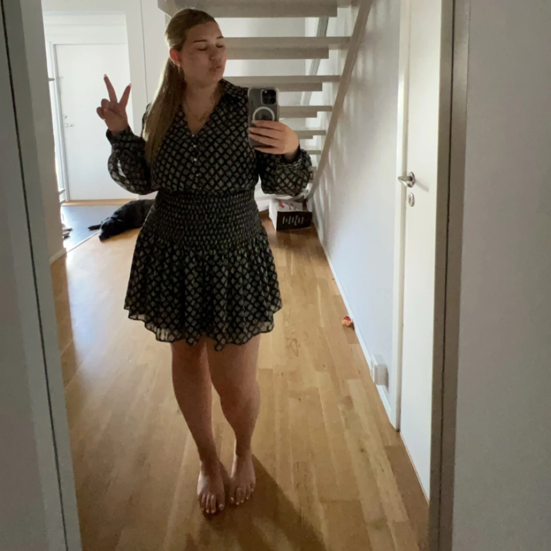 Svart Zara klänning 