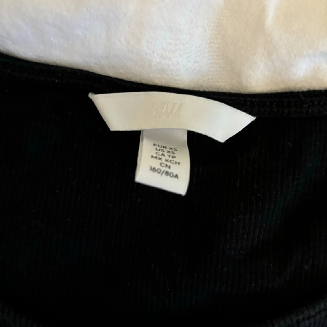 Tröja med knappar - 92