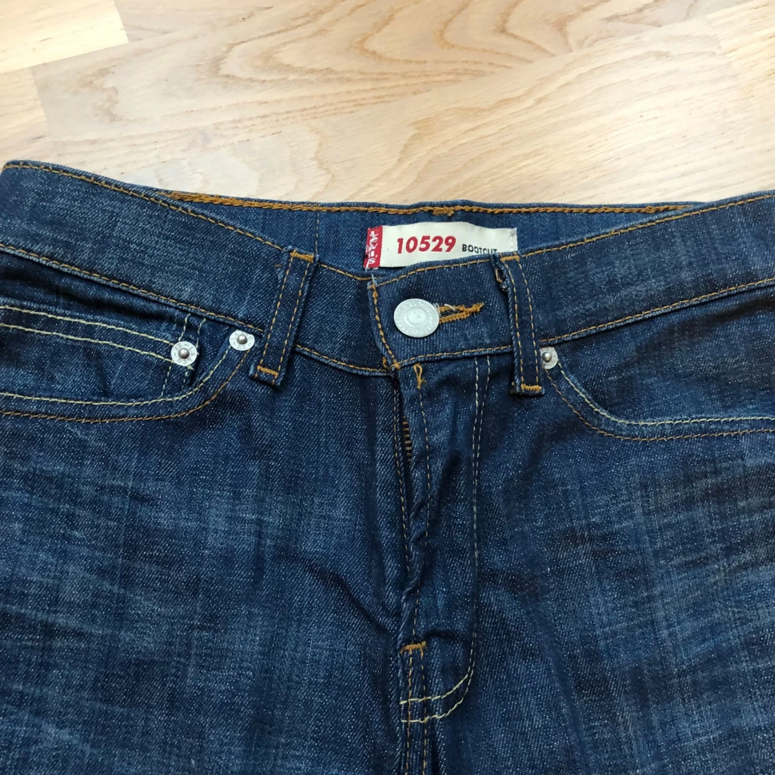 Låga Bootcut levis  - 90