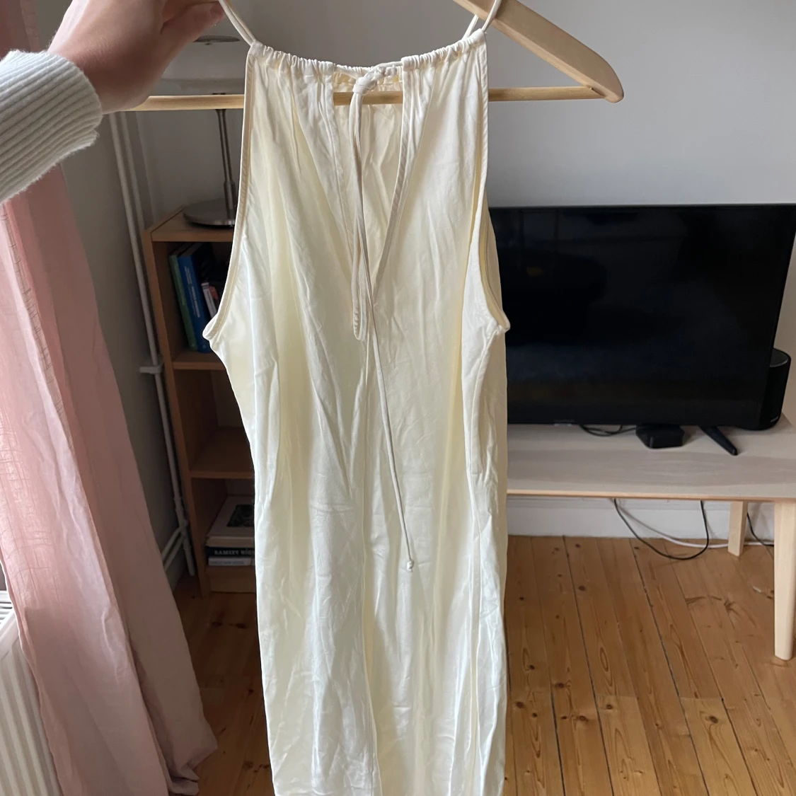 Sidenklänning Arket - 91