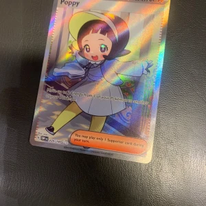 Pokémon kort  - Tja säljer mina Pokémon kort som är jätte coola och dyra, om ni bill köpa kontakta mig tack. Säljer alla för 7500kr👍