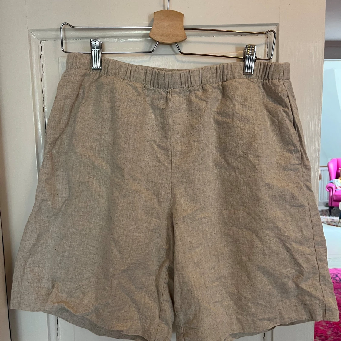 Lågmidjade shorts i linne  - 90