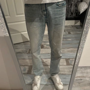 Oscar Jacobson Jeans - Ett par fina jeans i bra skick. (nypris 1899) Hör av er om ni har några frågor!