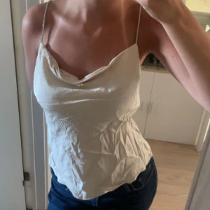 Superfin fest topp - Jätte fin topp, men glitter band