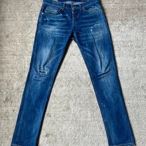 Dondup Jeans  - Storlek 34, perfekt skick, vuxit ur dom 