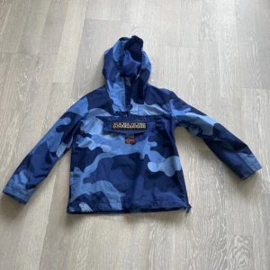 napapijri jacka junior - 146-152 cm fint fint skick 8/10