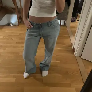 Oversize lågmidjade jeans! Såå coola