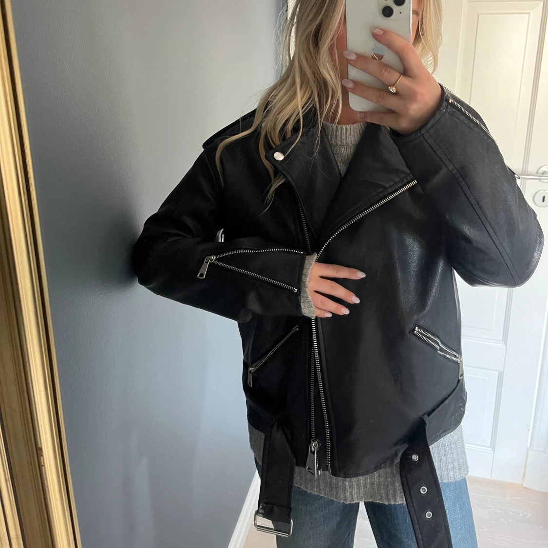 Svart skinnjacka  - 90