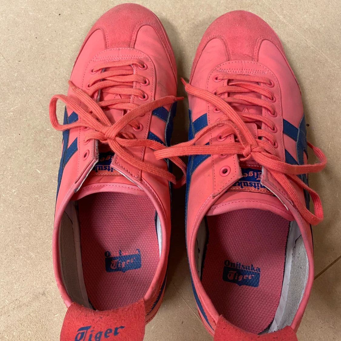 Onitsuka Tiger Sneakers - 91