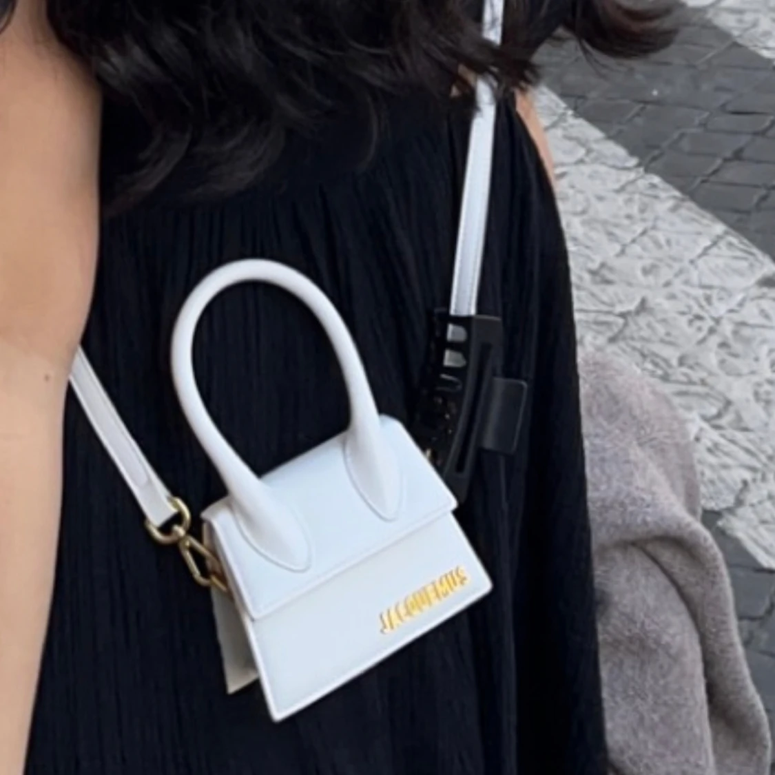 Jacquemus chiquito  - 91