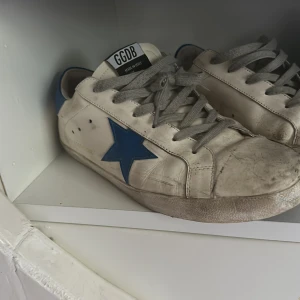 Golden goose blå vita - Bra skick 