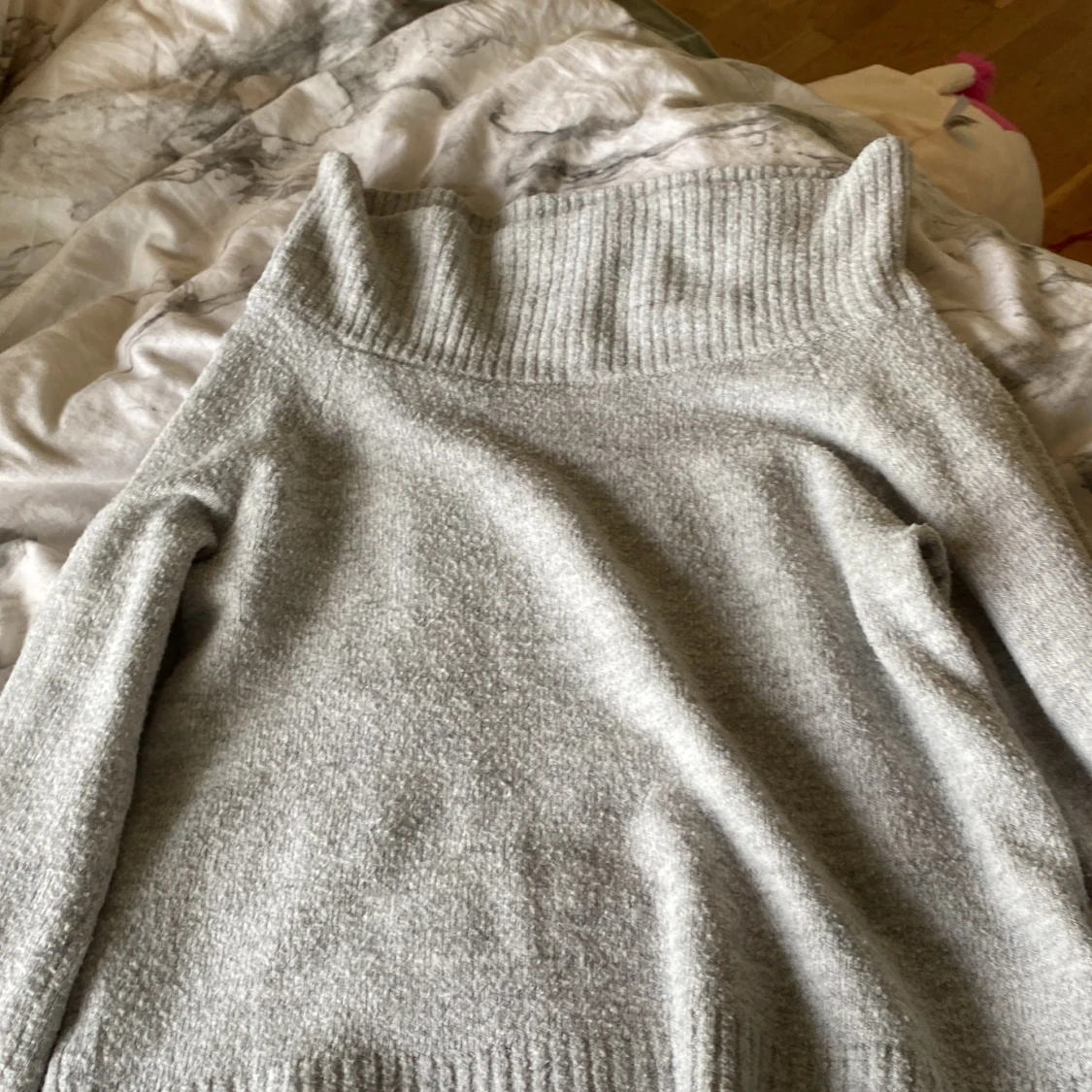 Offshoulder tröja - 90