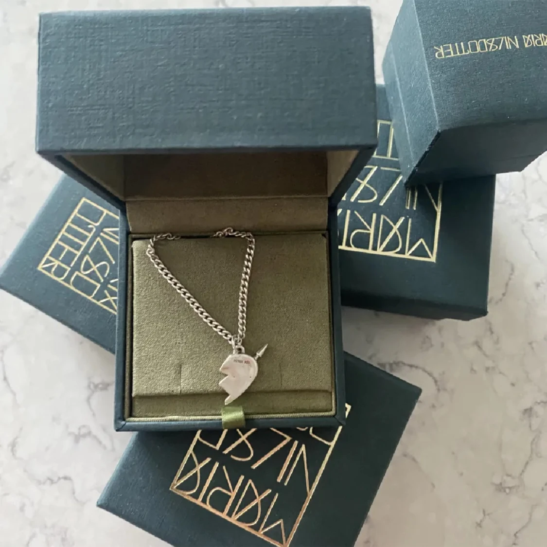 Maria Nilsdotter halsband