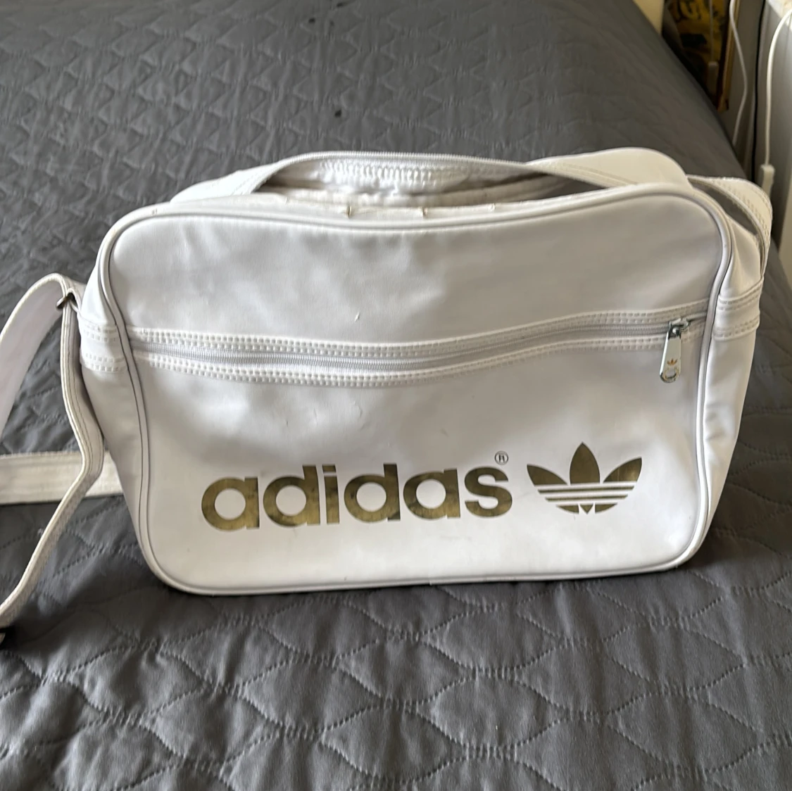 Handväska adidas - 90