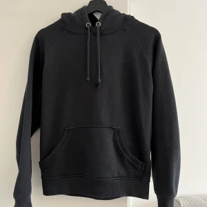 Hoodie från bikbok - Hoodie storlek XS från bikbok