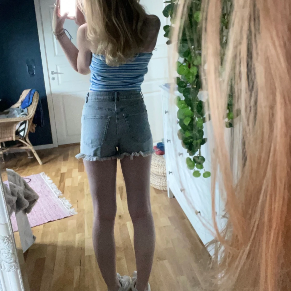 Gråa jeans shorts highwaist  - 90
