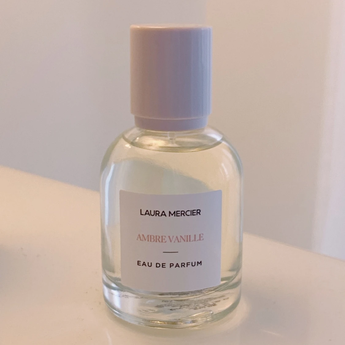 Laura Mercier Amber Vanilla HELT NY