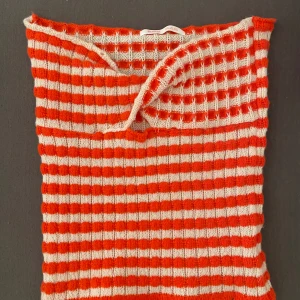 Två toppar 100kr - Kommer int t användning 