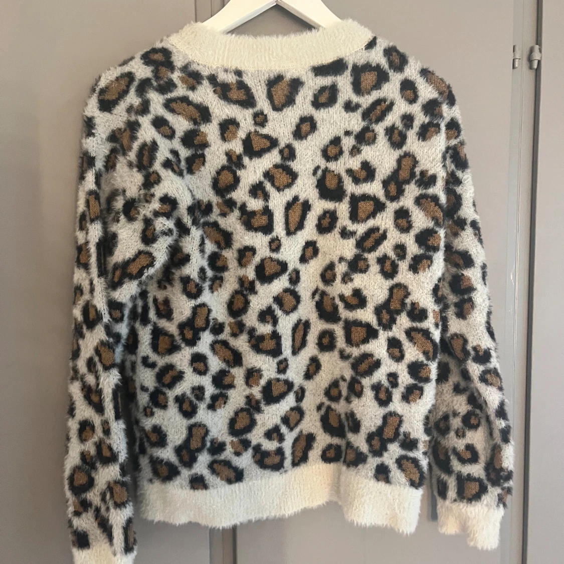 Stickad tröja  - 90