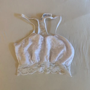 Vit spetts topp / BH - Söt spetts topp 🎀