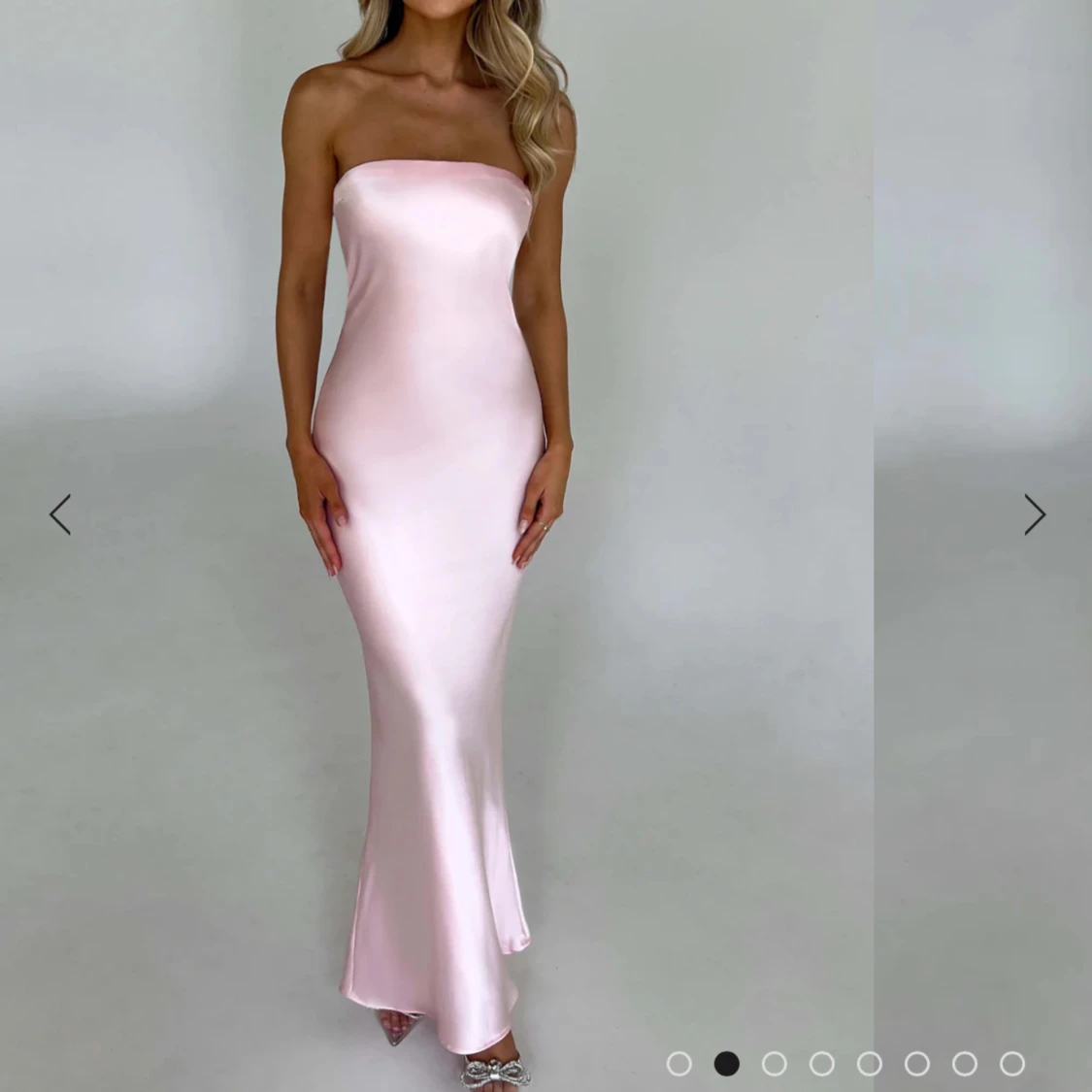 Balklänning öpnnen rygg  - 90