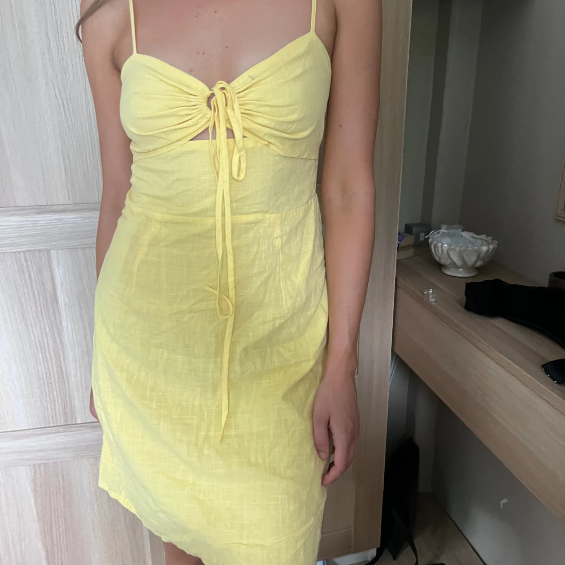 Gul klänning - 91