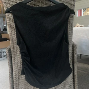 Fest topp - Aldrig använd, glittrig/skimrig Liten i storlek. Mer S än M 💗