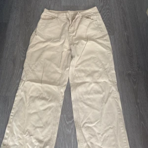 10/10  - Bra skick använt några gånger 