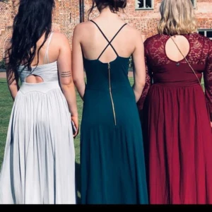 Bal klänning  - Min gamla balklänning  Använd 1 gång