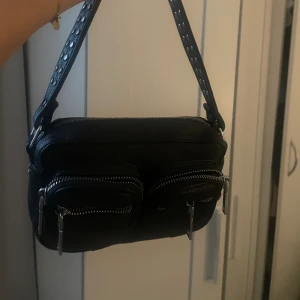 Noella bag - Noella bag i jättebra skick.  Säljs för 550kr kan gå ner lite i pris ifall snabb affär 
