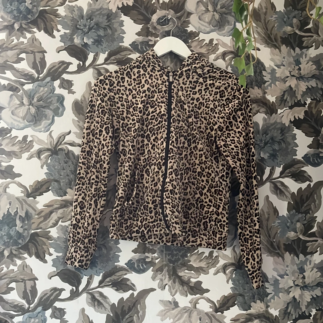 Leopard mönstrad tjocktröja 