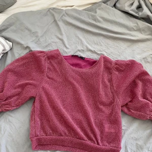 Festtröja - Glittrig rosa tröja som är jätte fin att ha på nyår💋