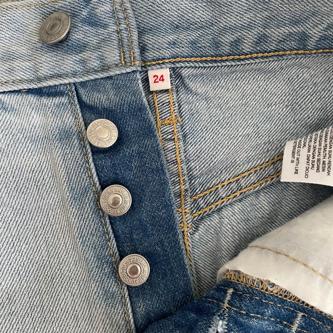 Jeanskjol från Levi’s - 92