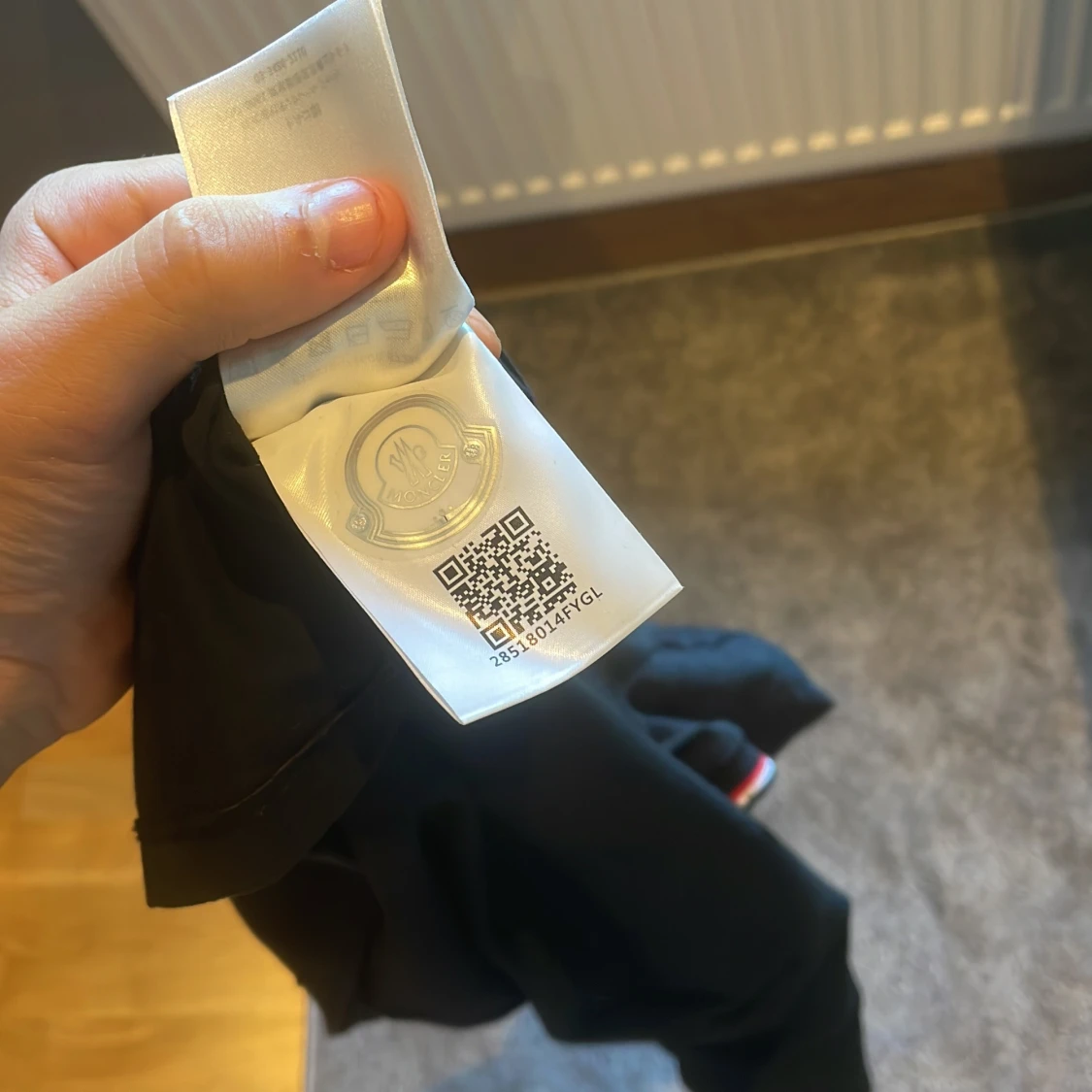 Svart t-shirt från Moncler - 90