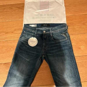 Replay anbass - Replay anbass skitsnygga, passar super bra, nästintill oanvända