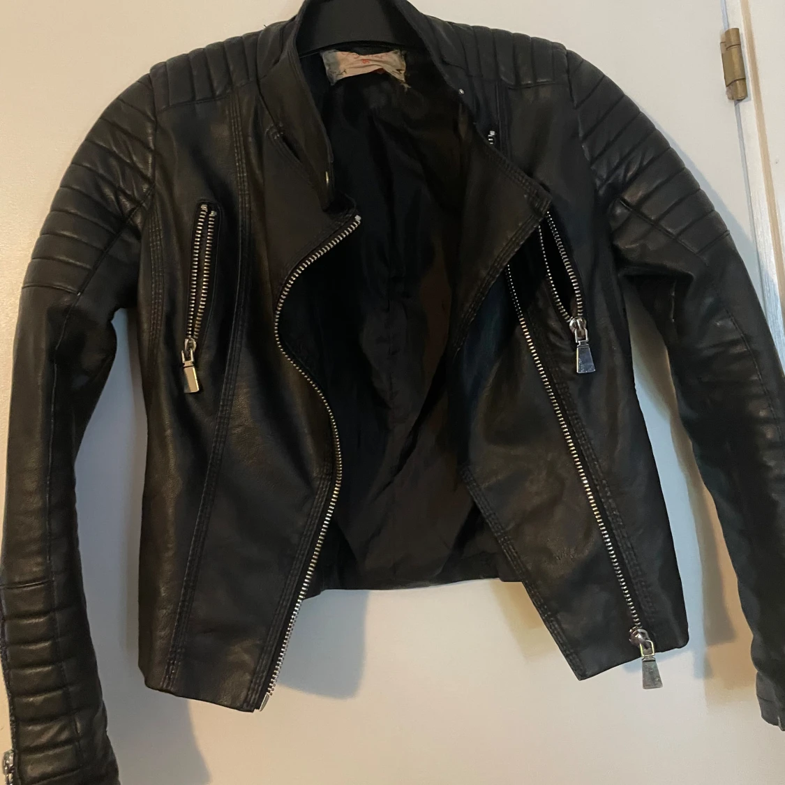 Chiquelle skinnjacka